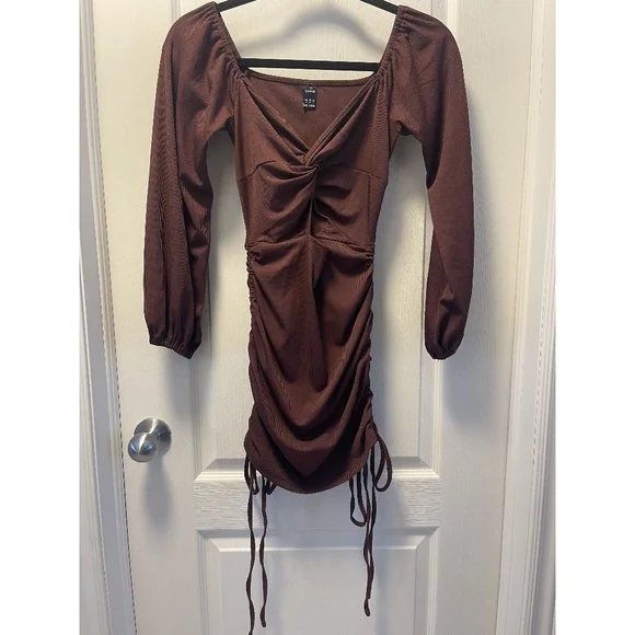 Off Shoulder Ruched Drawstring Dress - Picture 2 of 4